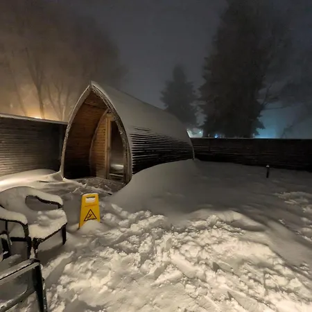 Wellness Pools Saunas With Alpine View Terrace 아파트호텔 *